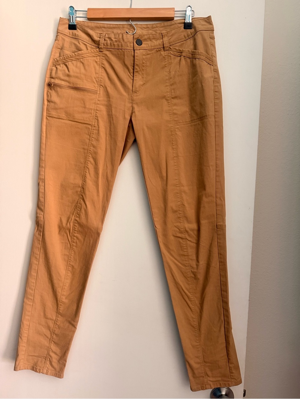 Mountain Hardwear Women's Skinny Utility Jeans in Camel